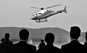 ��������ֱ����&ldquo;��ӥ����&rdquo;�׷ɳɹ�(ͼ)